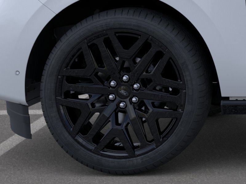 New 2026 Ford Expedition Platinum image 19