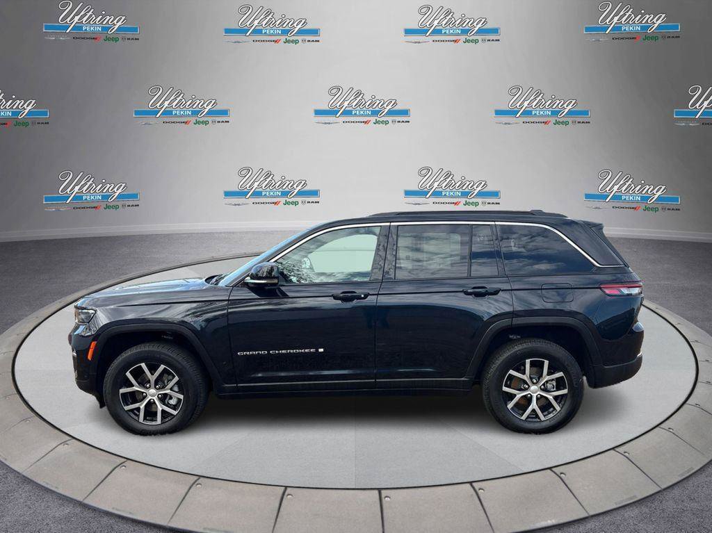 Used 2024 Jeep Grand Cherokee Limited w/ Luxury Tech Group II AWD/4WD image 6