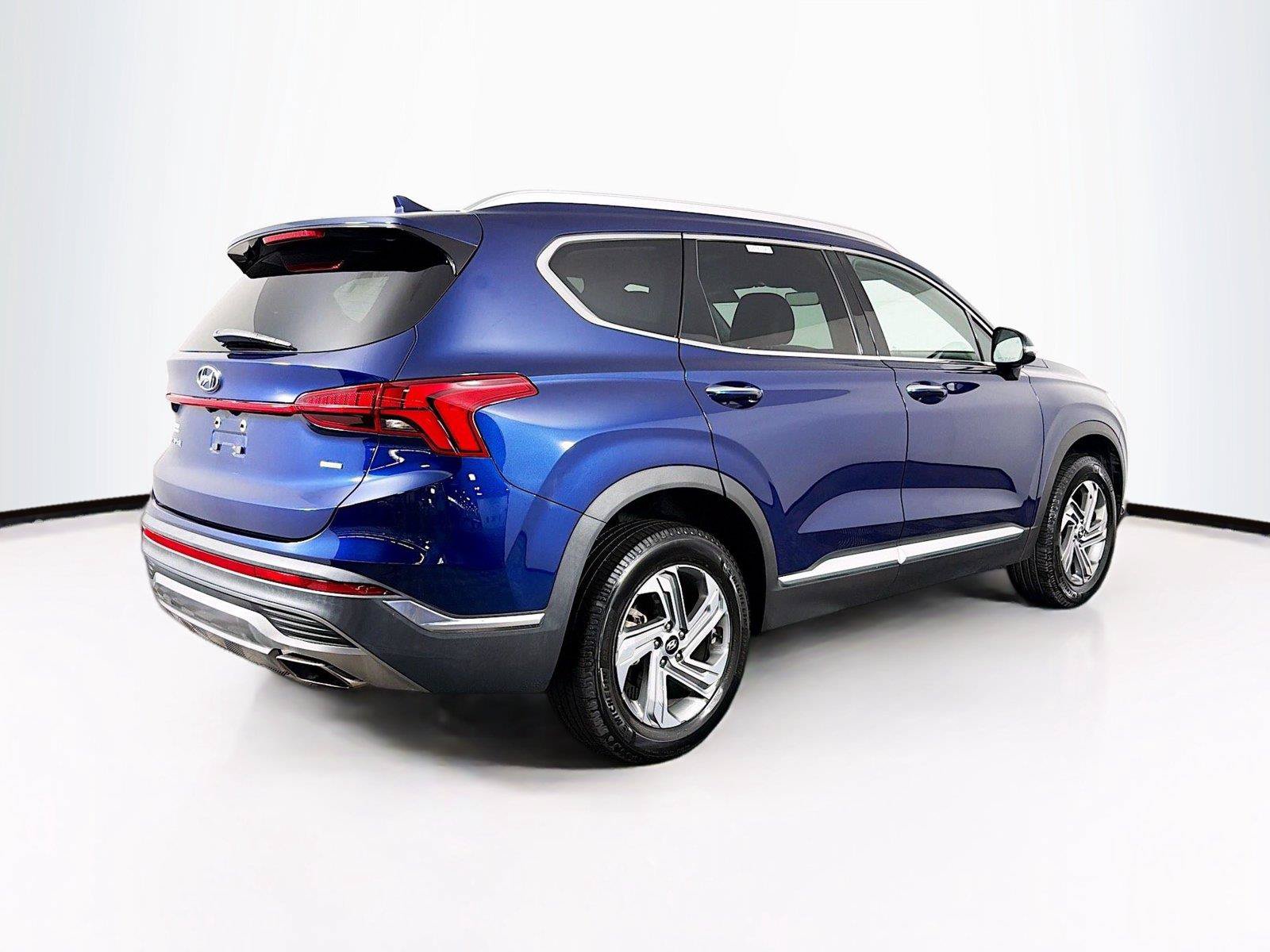 Used 2021 Hyundai Santa Fe SEL w/ Convenience + Premium Package AWD/4WD image 11