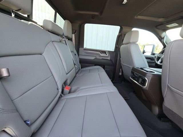 Used 2024 GMC Sierra 2500 SLT w/ SLT Premium Package image 15