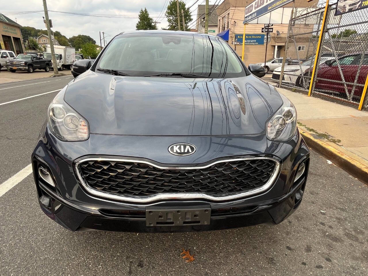 Used 2020 Kia Sportage LX w/ LX Popular Package image 2