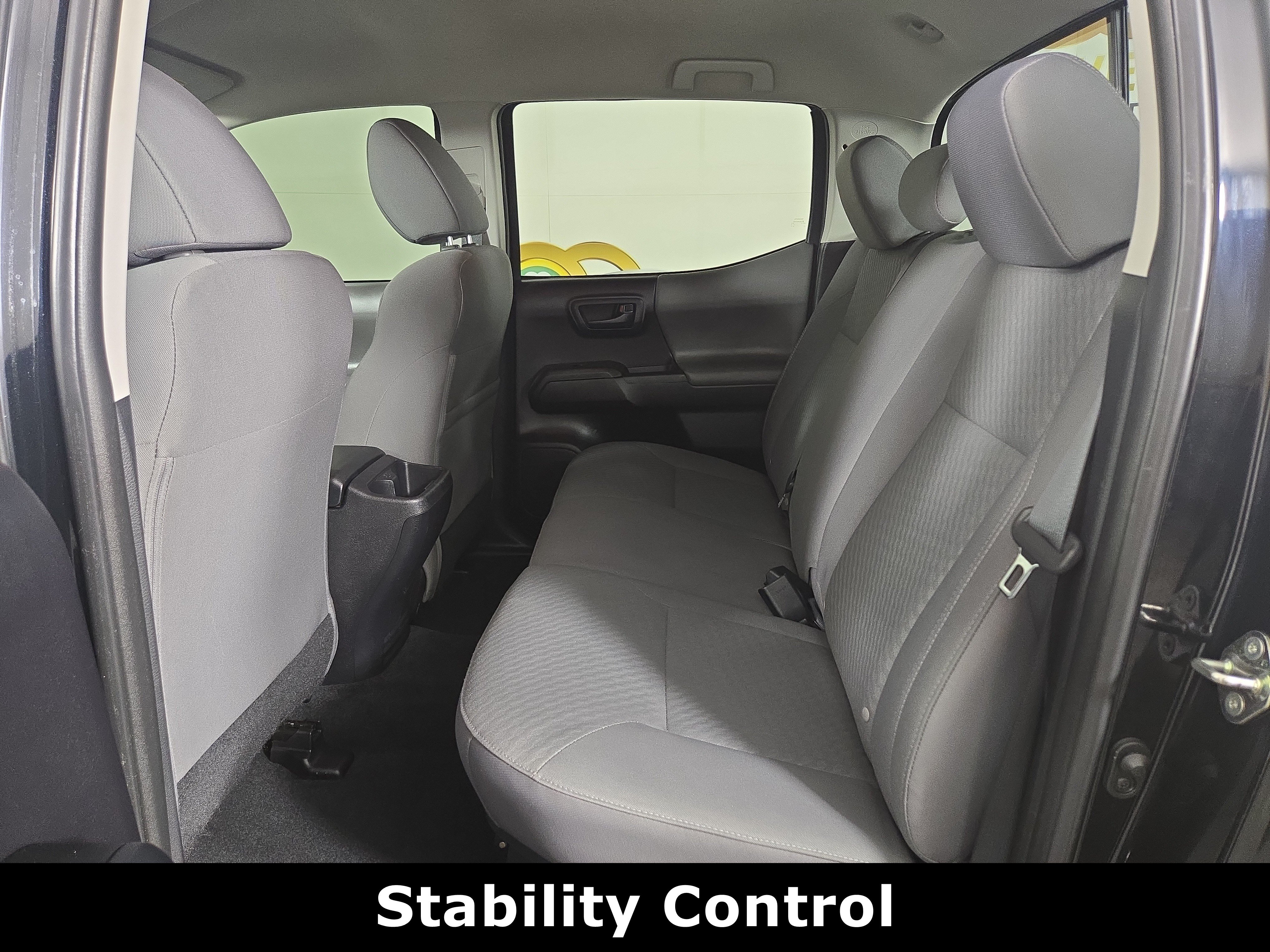 Used 2020 Toyota Tacoma SR AWD/4WD image 12