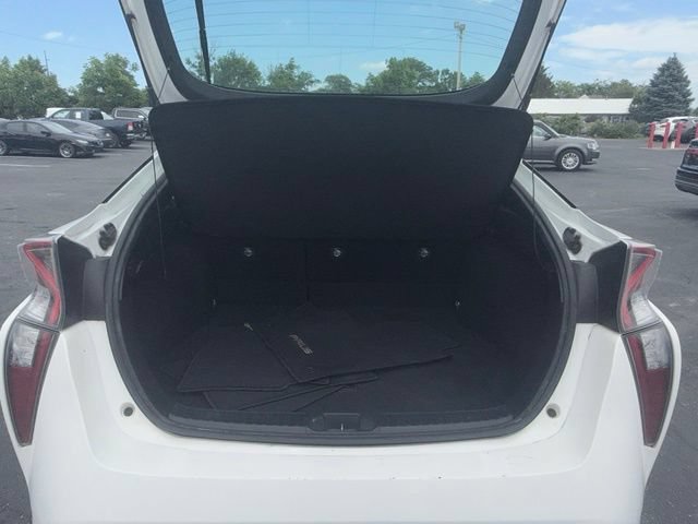 Used 2016 Toyota Prius Two FWD image 7