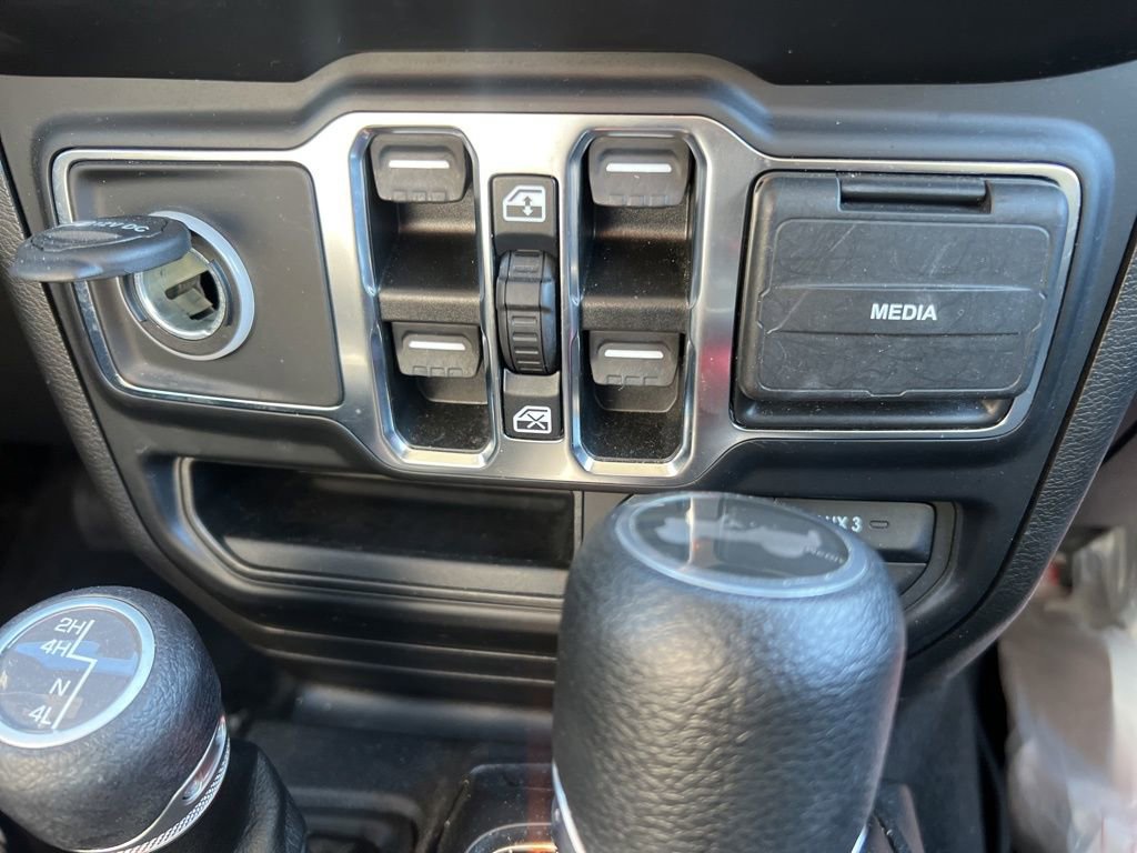 Used 2021 Jeep Wrangler Unlimited Sport image 28
