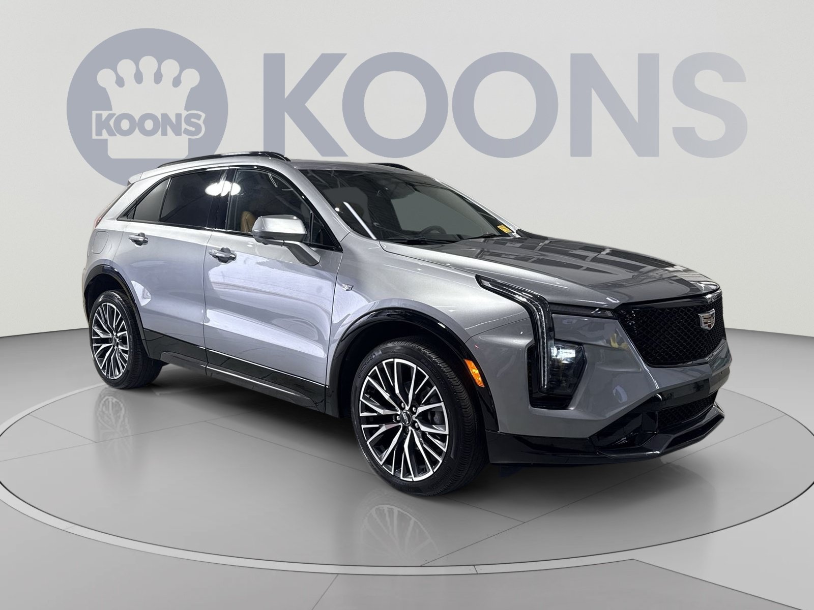 Used 2025 Cadillac XT4 Sport AWD/4WD image 2