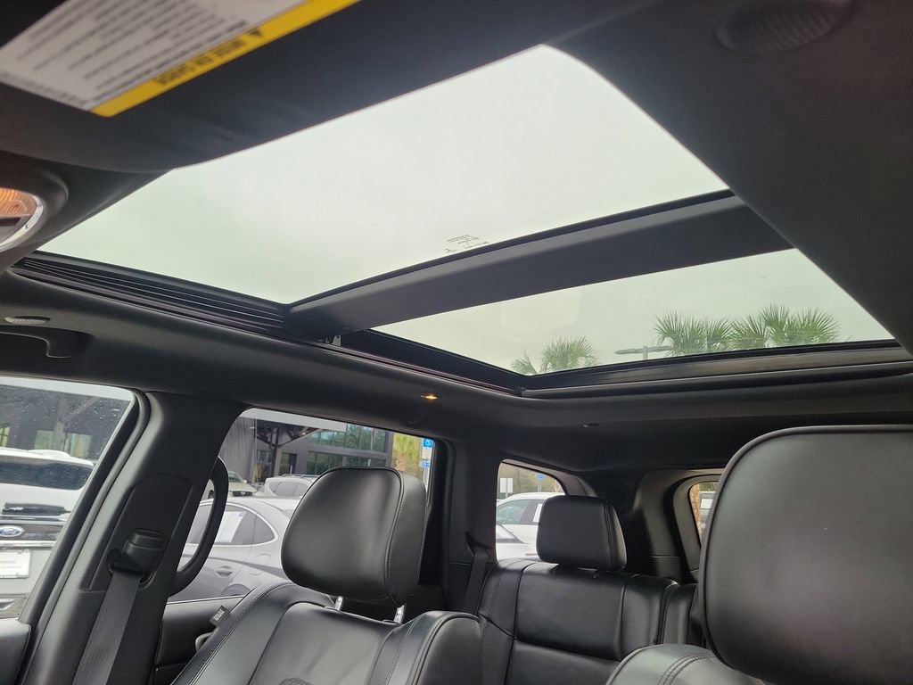 Used 2018 Jeep Grand Cherokee Overland AWD/4WD image 34