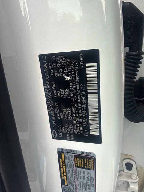 Used 2025 Hyundai Santa Fe SEL FWD image 14
