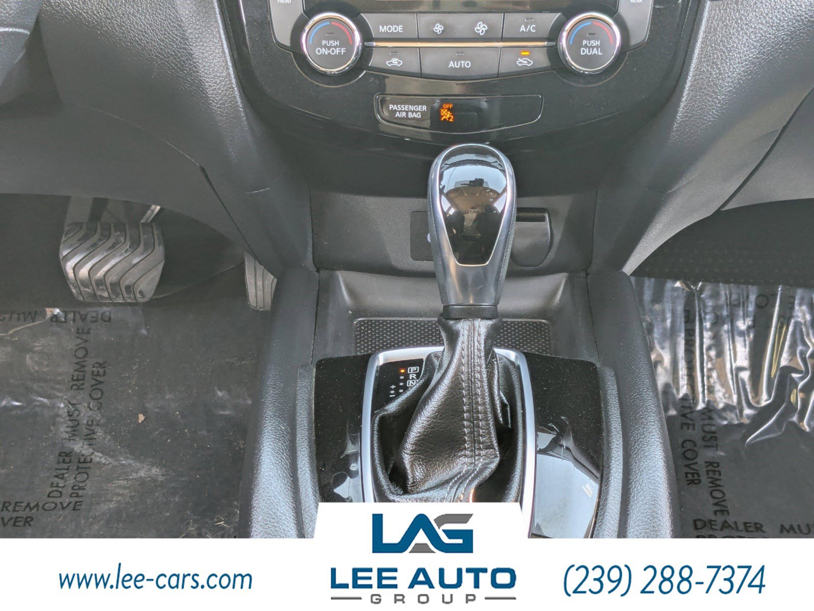 Used 2020 Nissan Rogue SV image 17