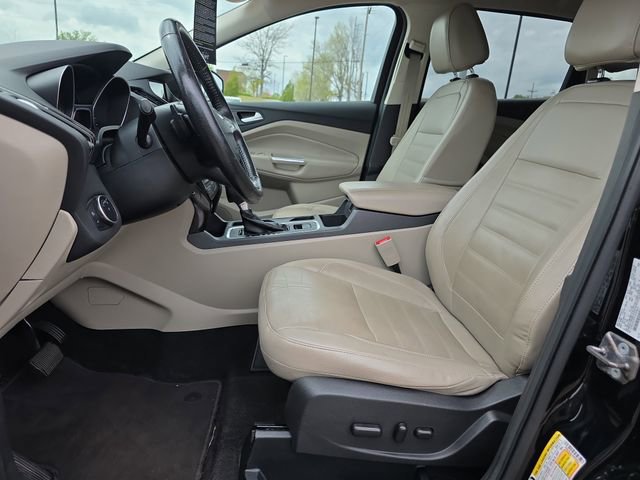 Used 2017 Ford Escape Titanium image 10