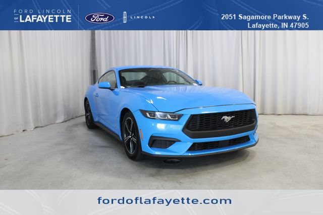 Used 2024 Ford Mustang Premium RWD image 1