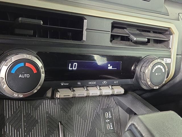 Used 2024 Toyota Tacoma TRD Off-Road AWD/4WD image 21