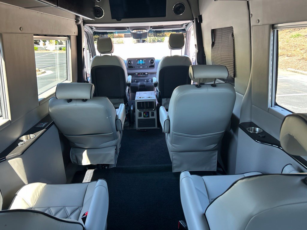 Used 2022 Mercedes-Benz Sprinter 2500 image 58