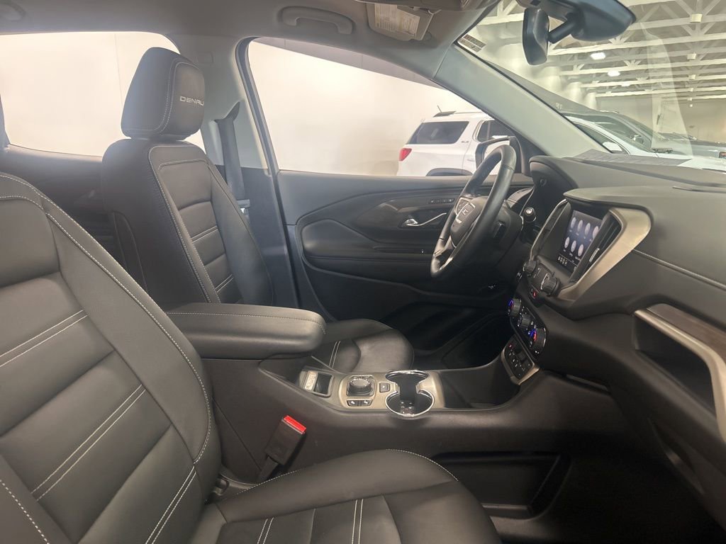 Used 2023 GMC Terrain Denali image 14