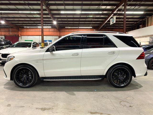 Used 2017 Mercedes-Benz GLE 63 AMG 4MATIC image 4