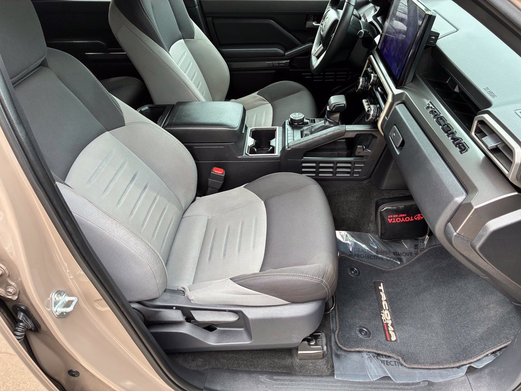 Used 2026 Toyota Tacoma TRD Off-Road AWD/4WD image 30