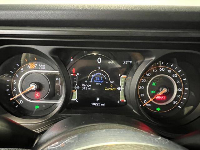 Certified 2024 Jeep Wrangler Sahara w/ Technology Group image 34