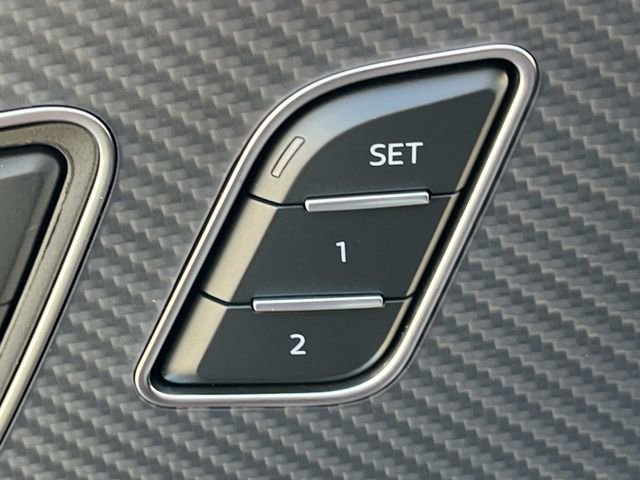 Used 2024 Audi SQ8 Prestige image 32