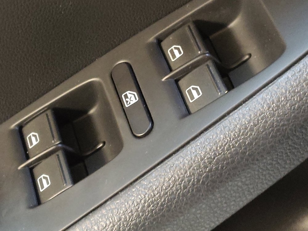 Used 2017 Volkswagen Jetta S image 27
