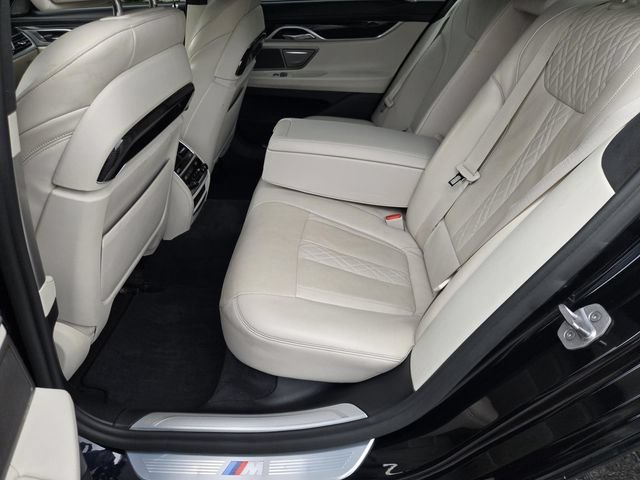 Used 2018 BMW 750i xDrive AWD/4WD image 27