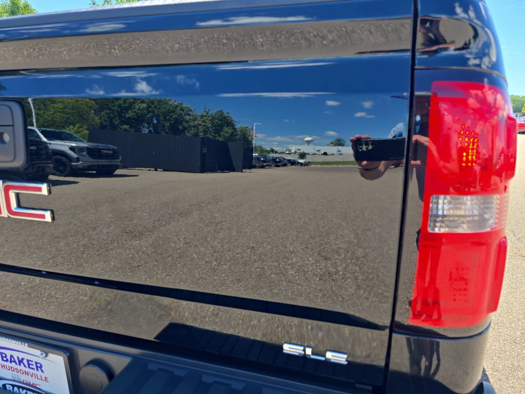 Used 2017 GMC Sierra 1500 SLE w/ SLE Value Package AWD/4WD image 33