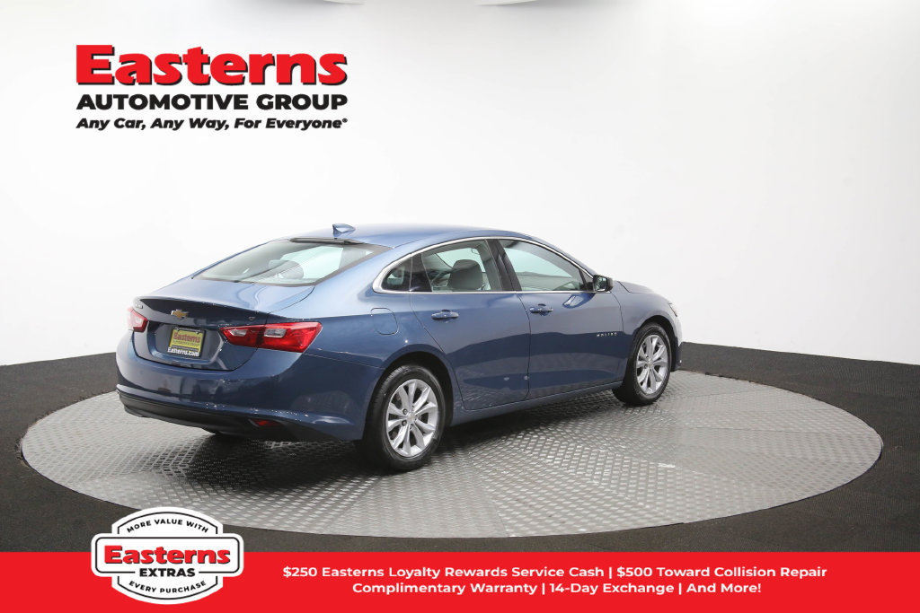 Used 2025 Chevrolet Malibu LT FWD image 43