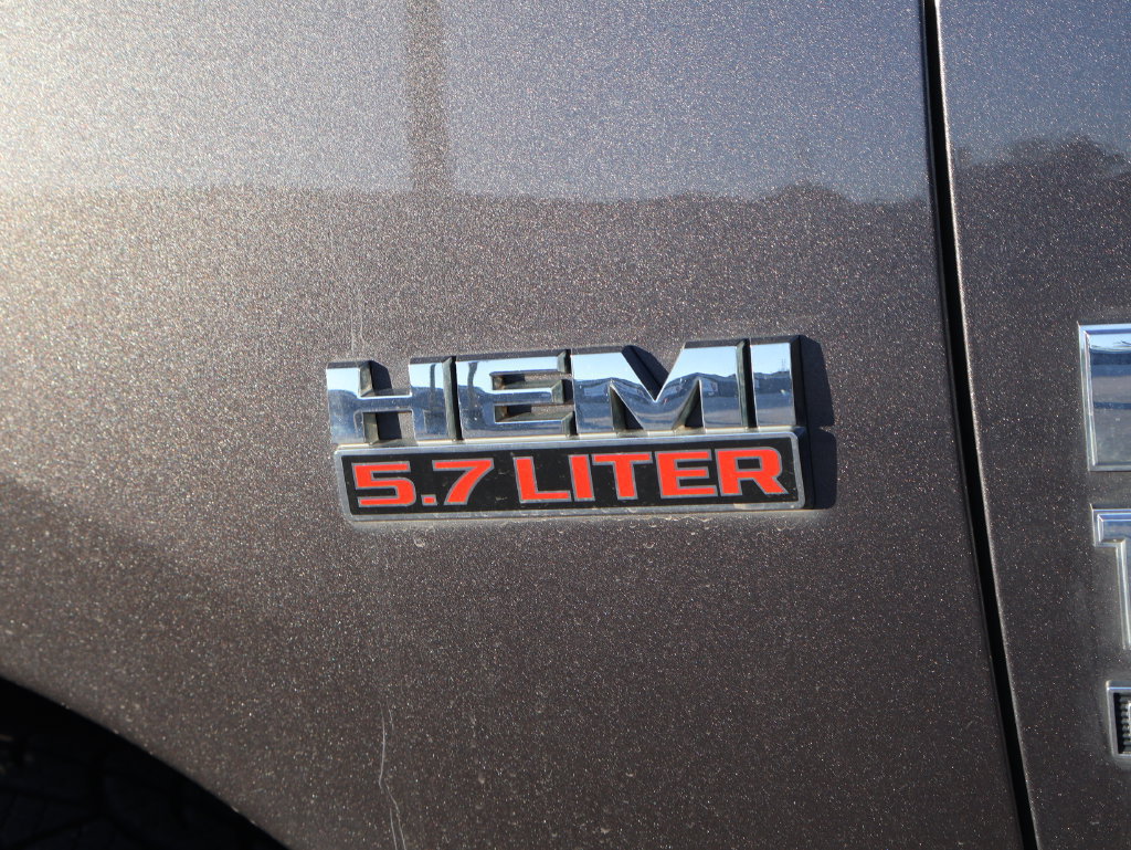 Used 2019 RAM 1500 Big Horn AWD/4WD image 12