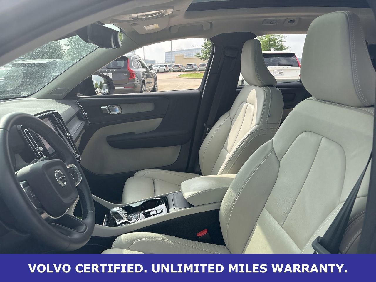 Certified 2023 Volvo XC40 B5 Plus w/ Climate Package AWD/4WD image 15