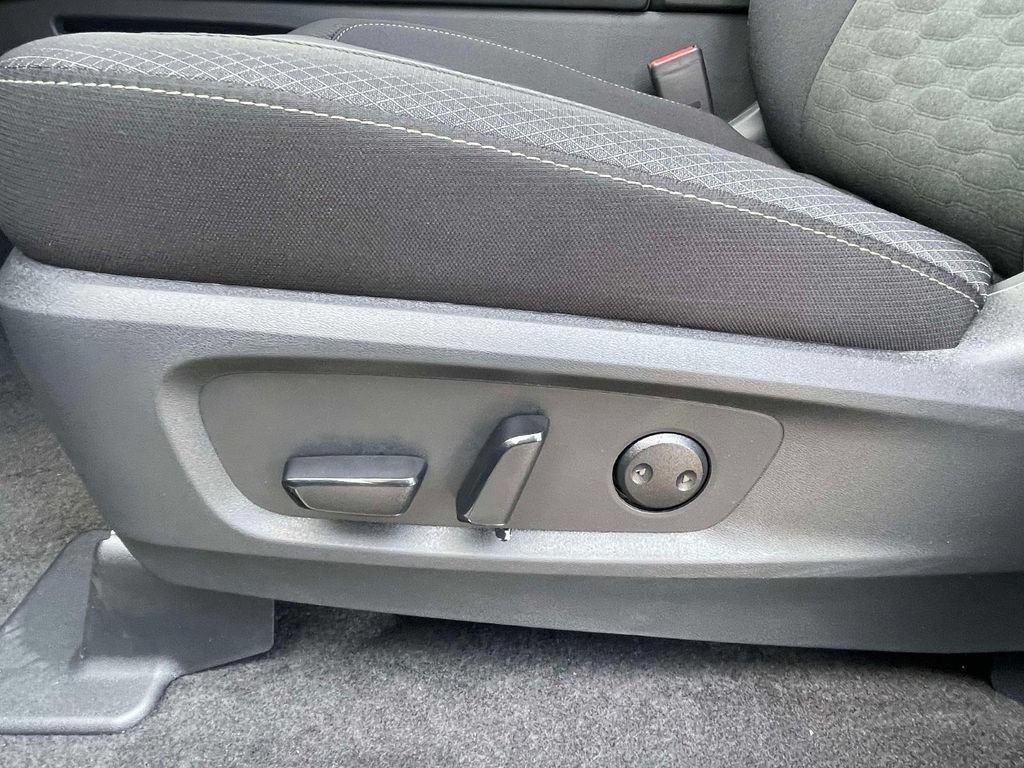New 2026 Nissan Pathfinder SV AWD/4WD image 17