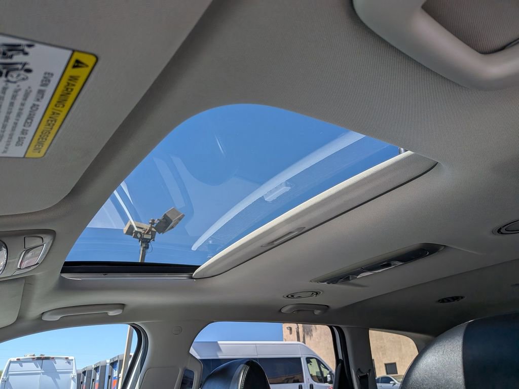 Used 2025 Kia Telluride S image 17