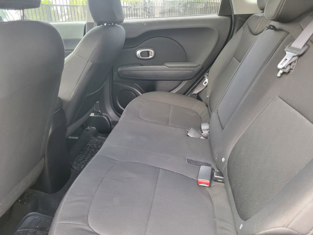 Used 2014 Kia Soul FWD image 8