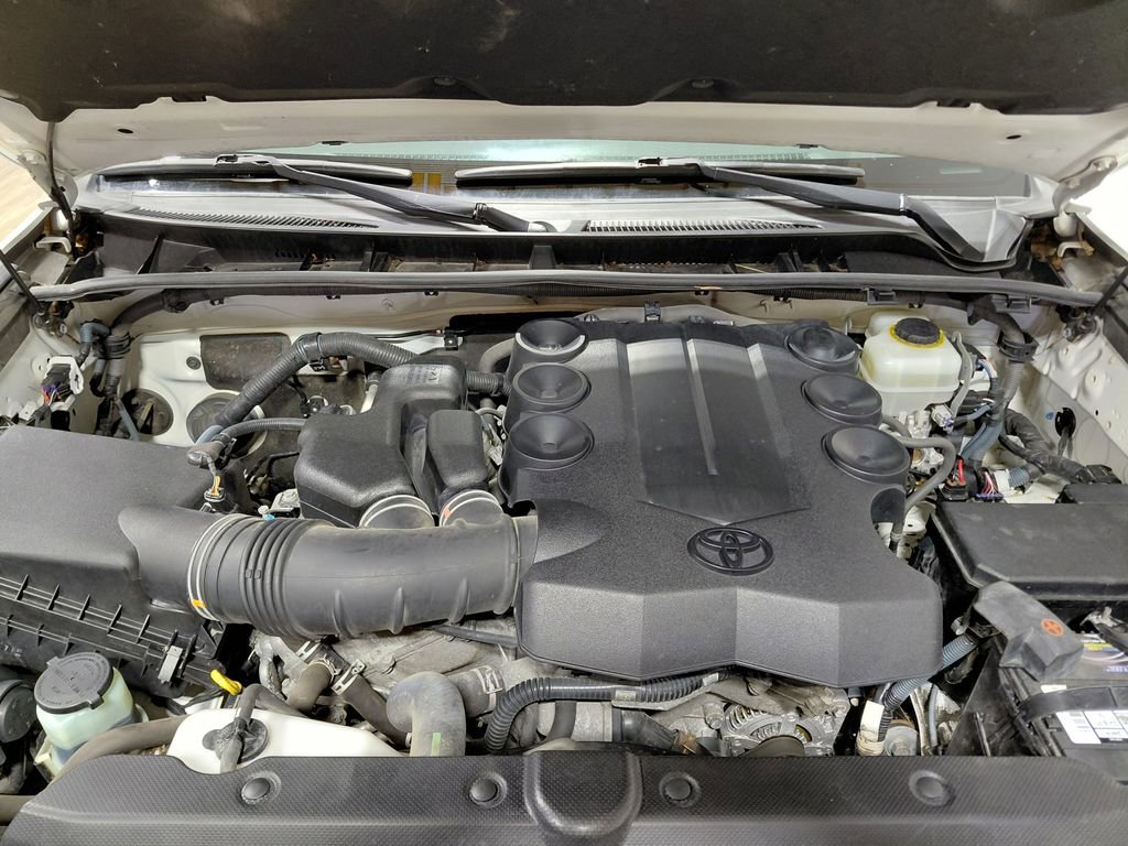 Used 2016 Toyota 4Runner Limited image 18