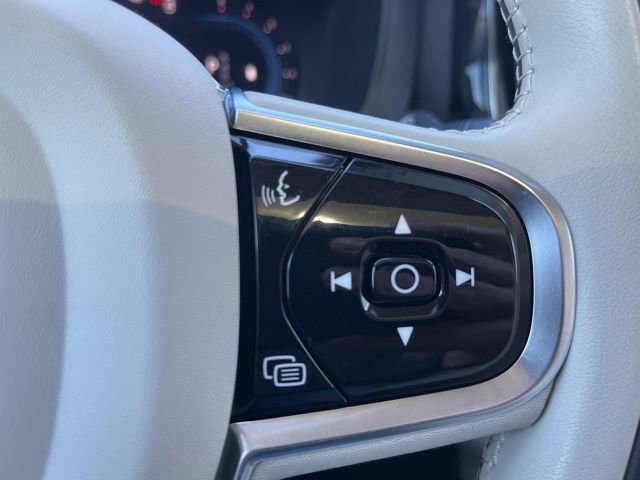 Used 2024 Volvo XC60 B5 Core w/ Protection Package Premier image 24