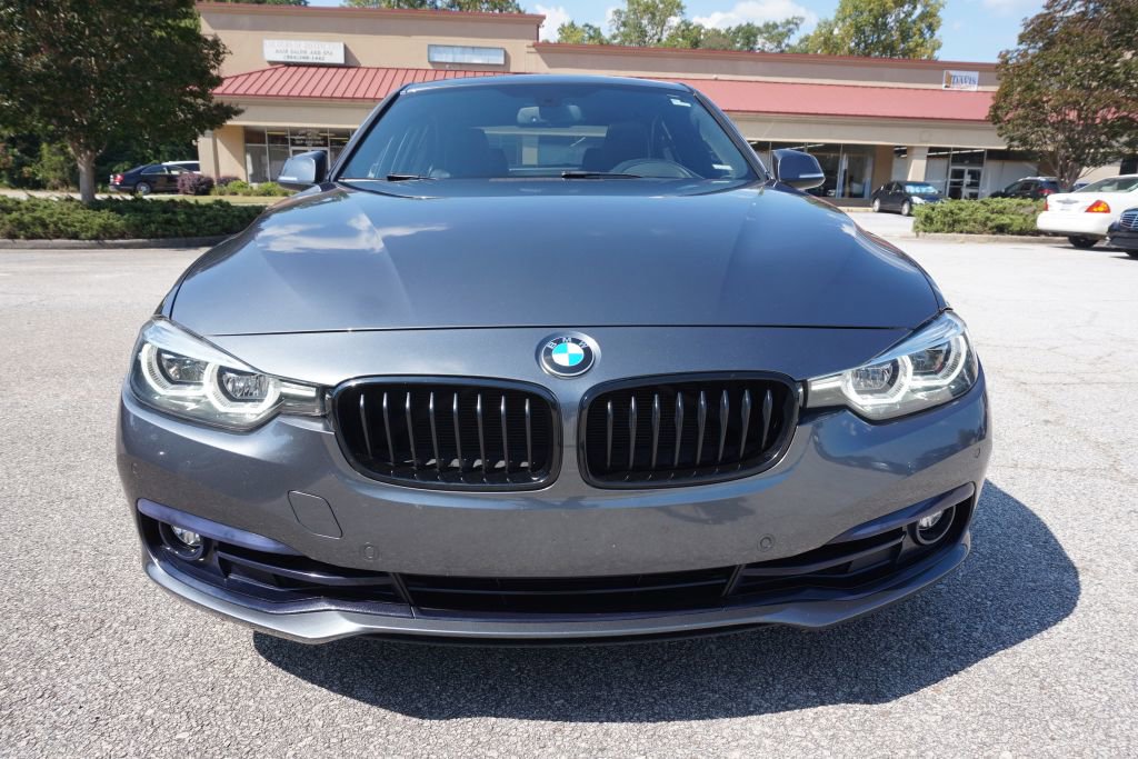 Used 2018 BMW 330i Sedan image 4