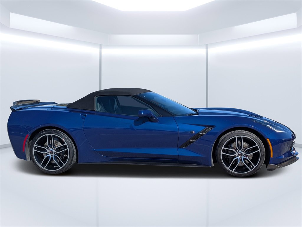 Used 2017 Chevrolet Corvette Stingray Convertible image 2