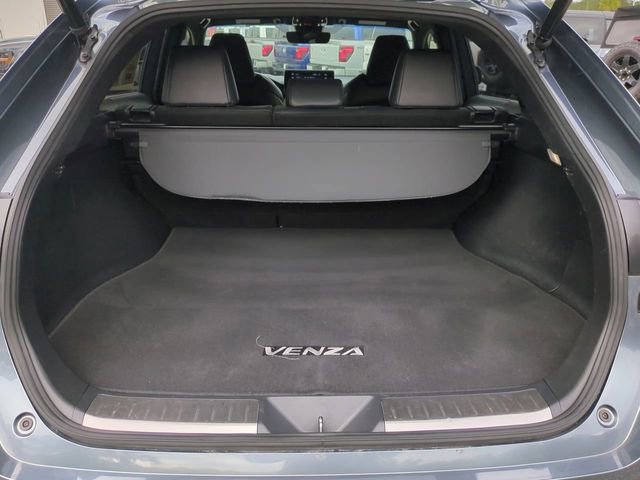 Used 2021 Toyota Venza XLE w/ Softex Package image 13