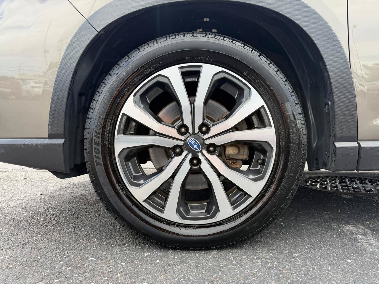 Used 2019 Subaru Forester Limited w/ Popular Package #3 AWD/4WD image 28