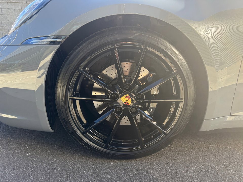 Certified 2024 Porsche 911 Carrera S image 11