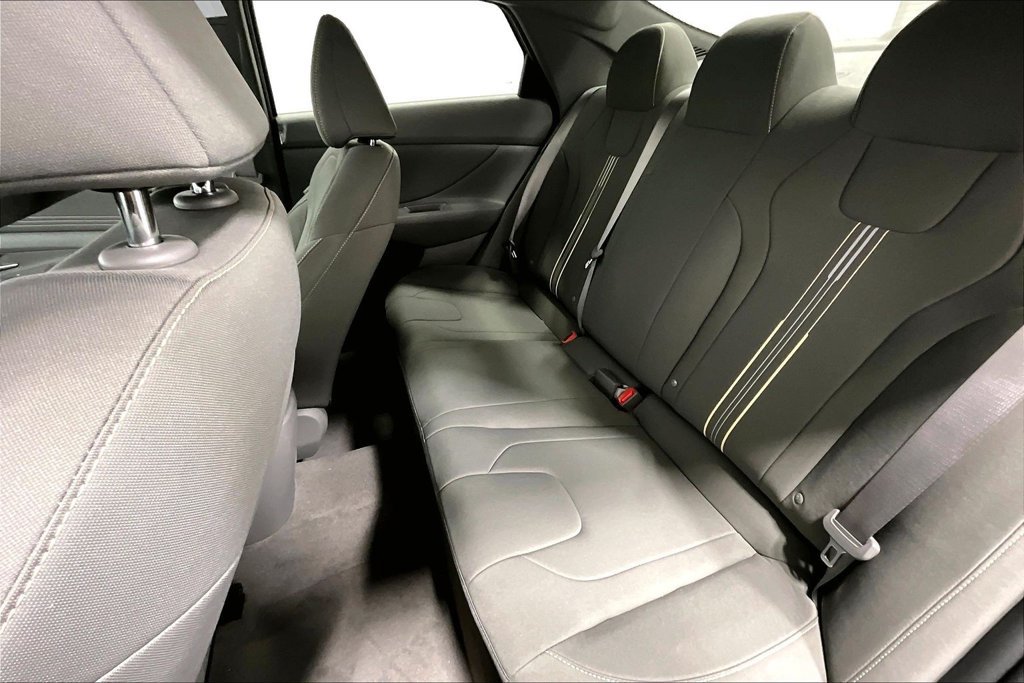 New 2026 Hyundai Elantra SEL Sport Premium FWD image 17