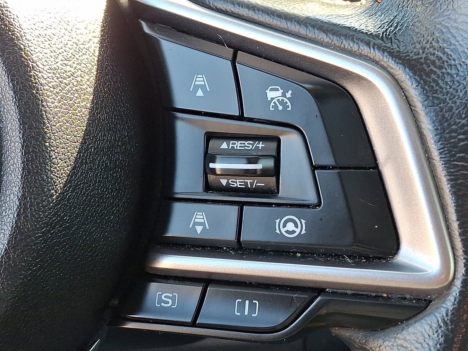 Used 2023 Subaru Crosstrek 2.5i Limited w/ Moonroof Package image 23