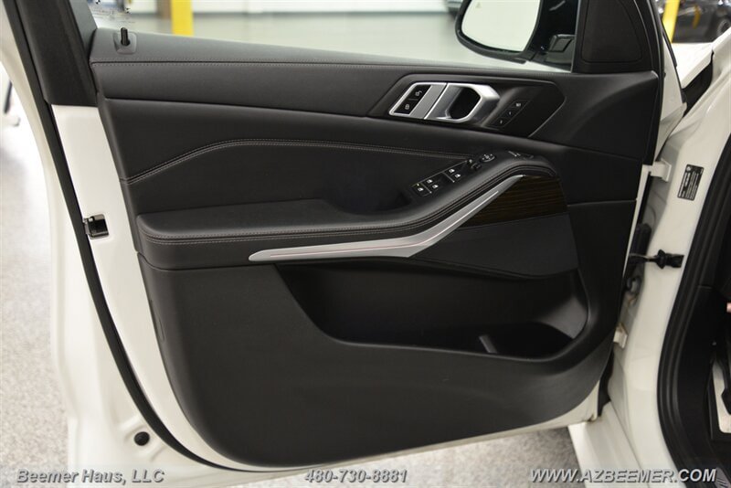 Used 2020 BMW X5 sDrive40i w/ M Sport Package RWD image 41