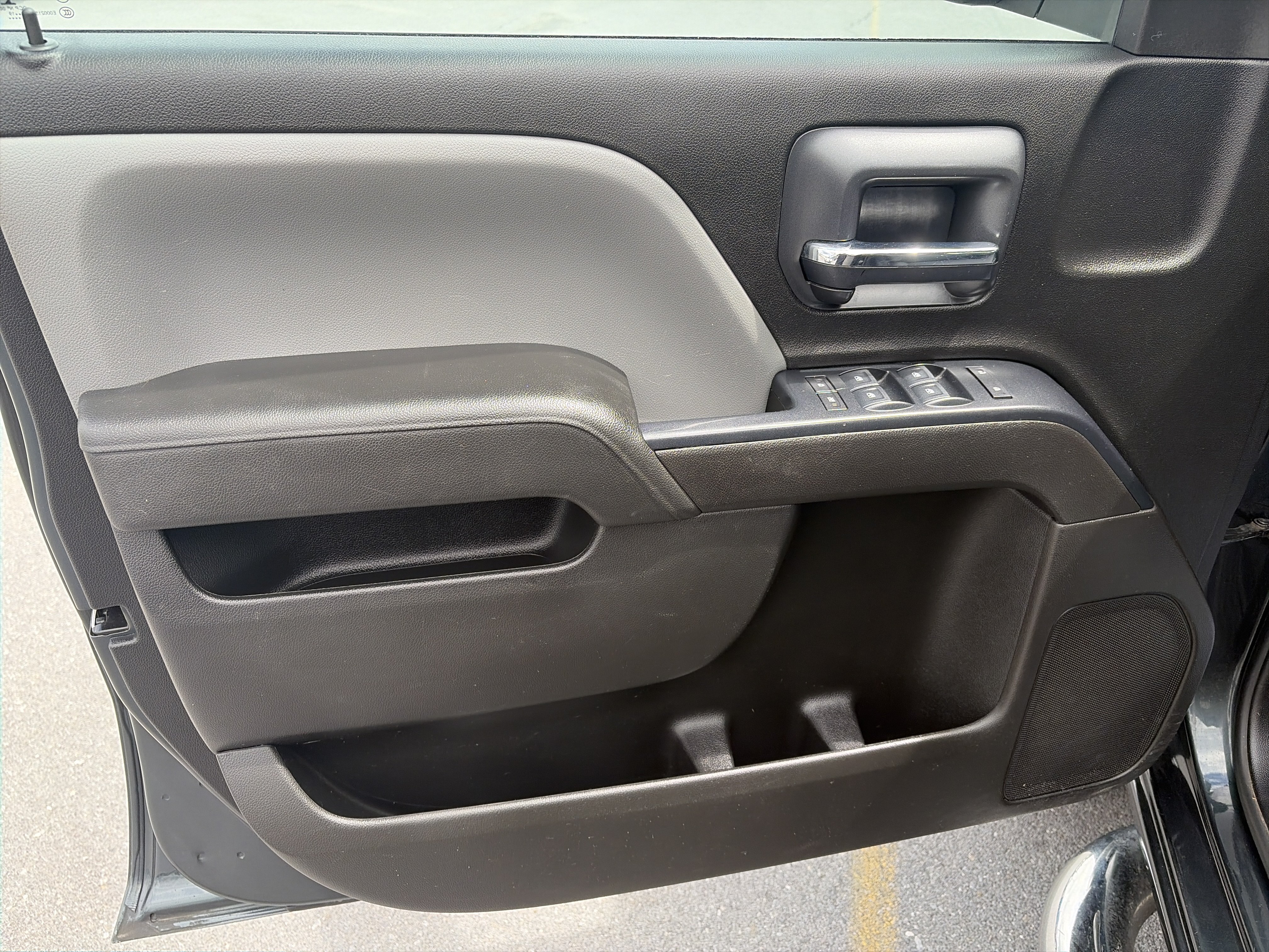 Used 2019 Chevrolet Silverado 1500 W/T AWD/4WD image 7