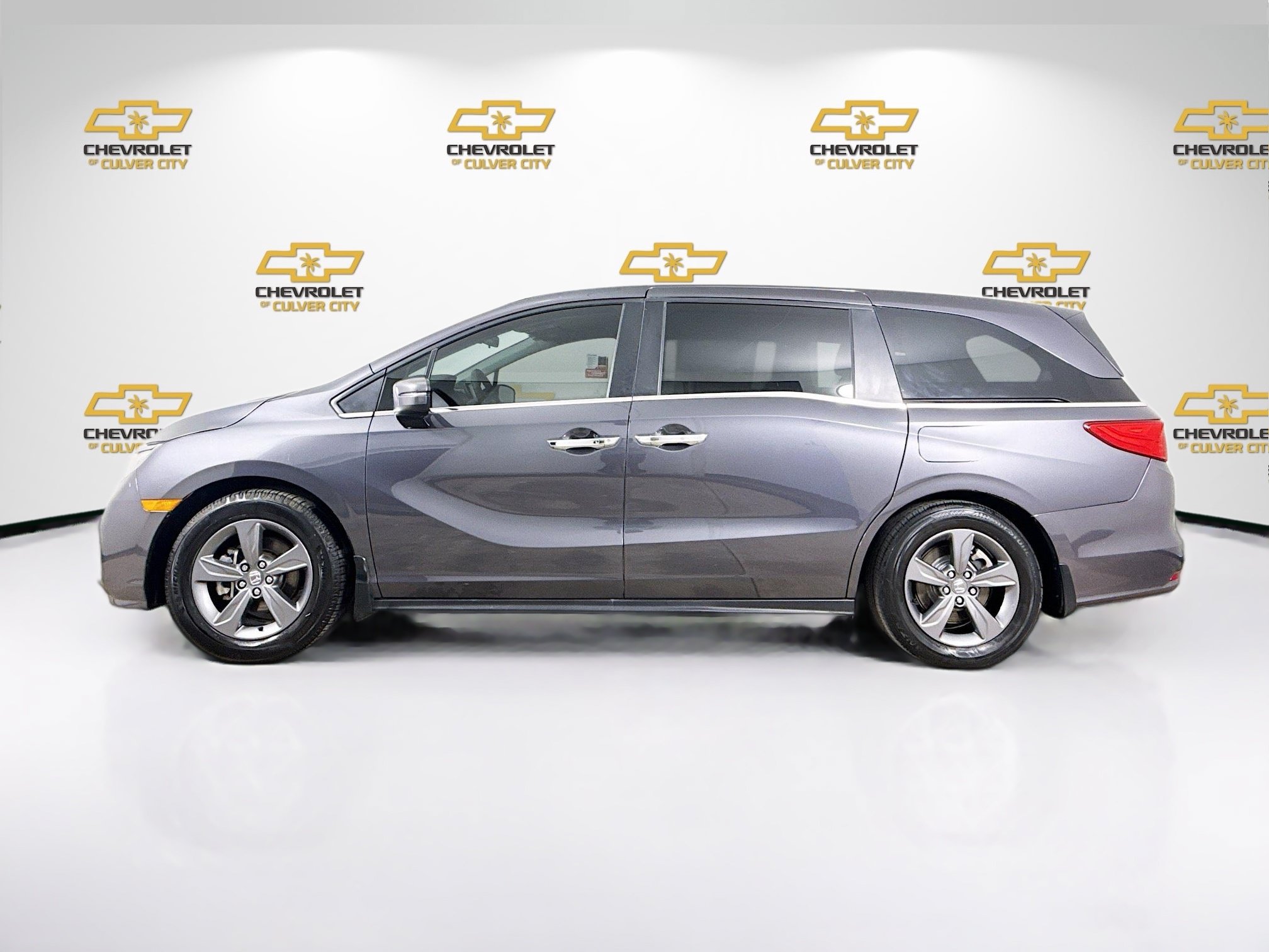 Used 2023 Honda Odyssey EX image 5