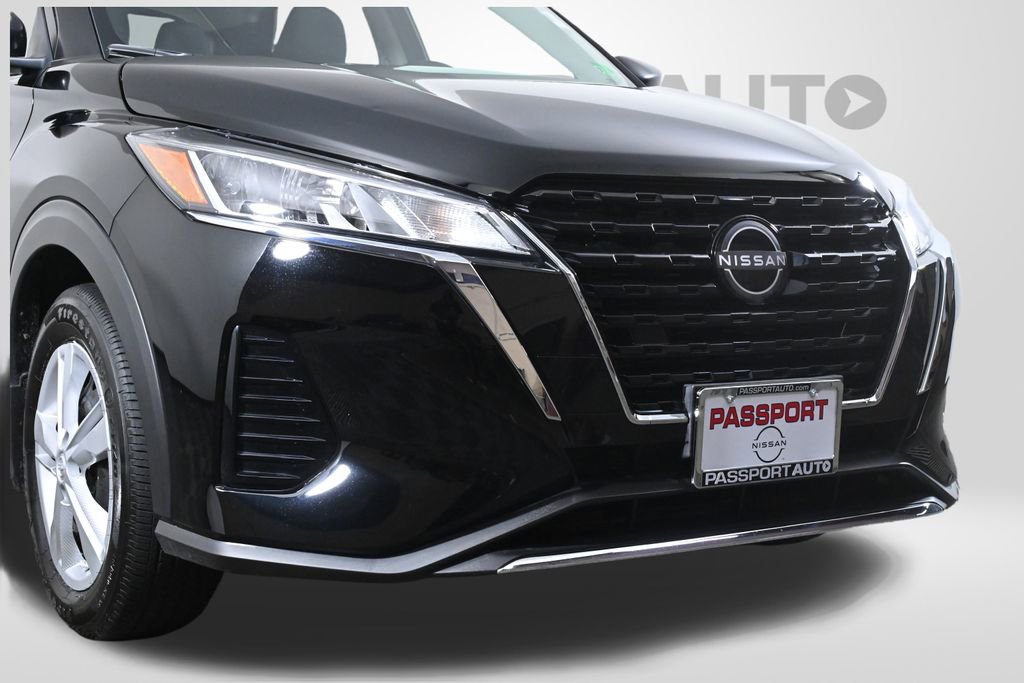 Certified 2024 Nissan Kicks S image 5