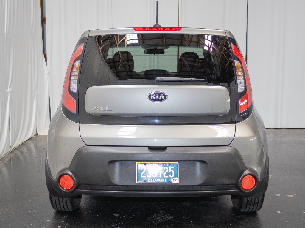 Used 2014 Kia Soul FWD image 3