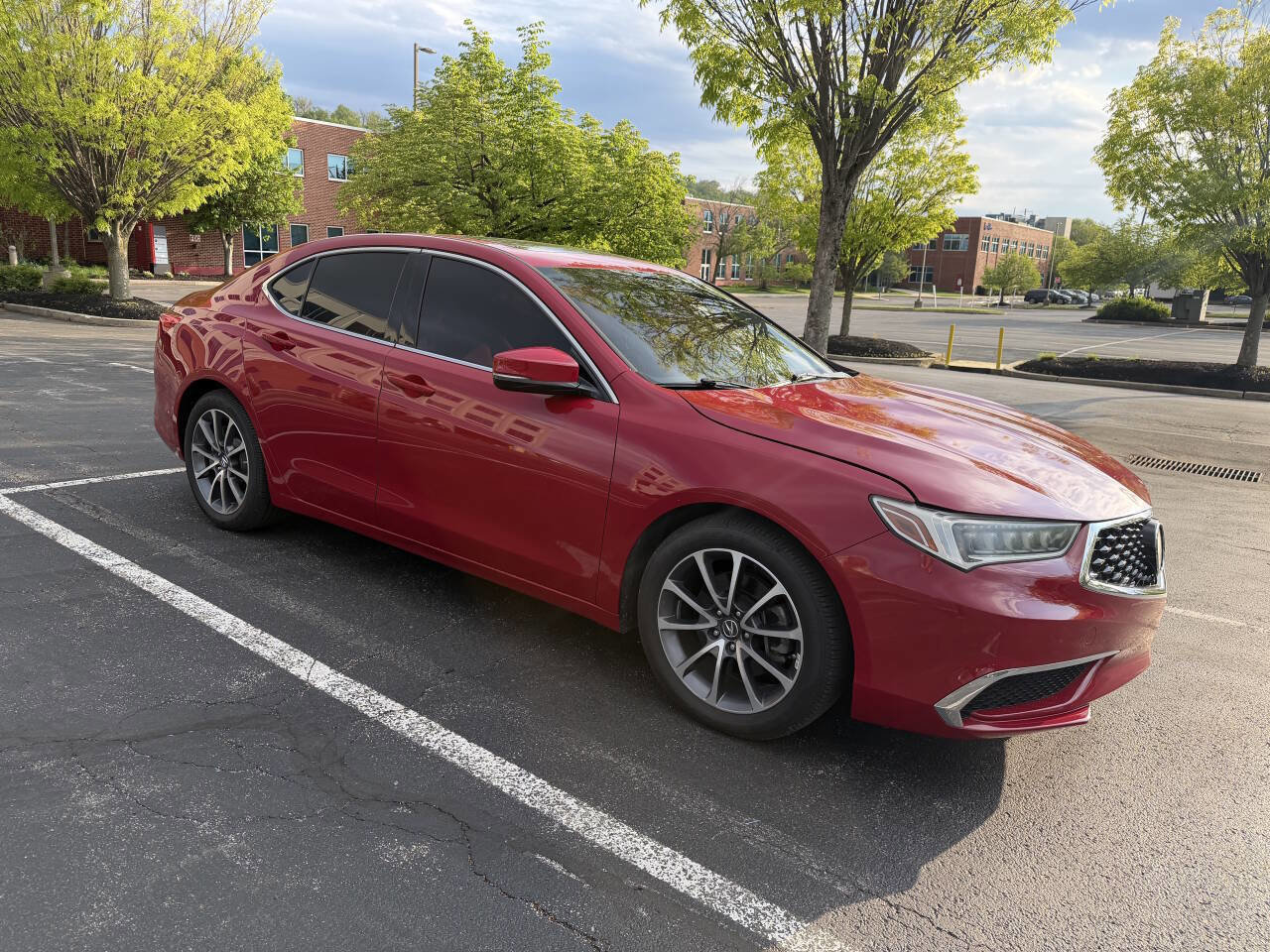 Used 2019 Acura TLX V6 SH-AWD image 9