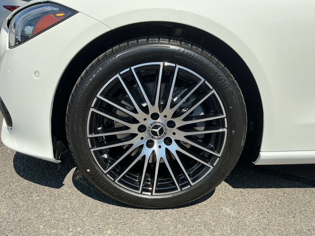 New 2026 Mercedes-Benz C 300 4MATIC Sedan image 2