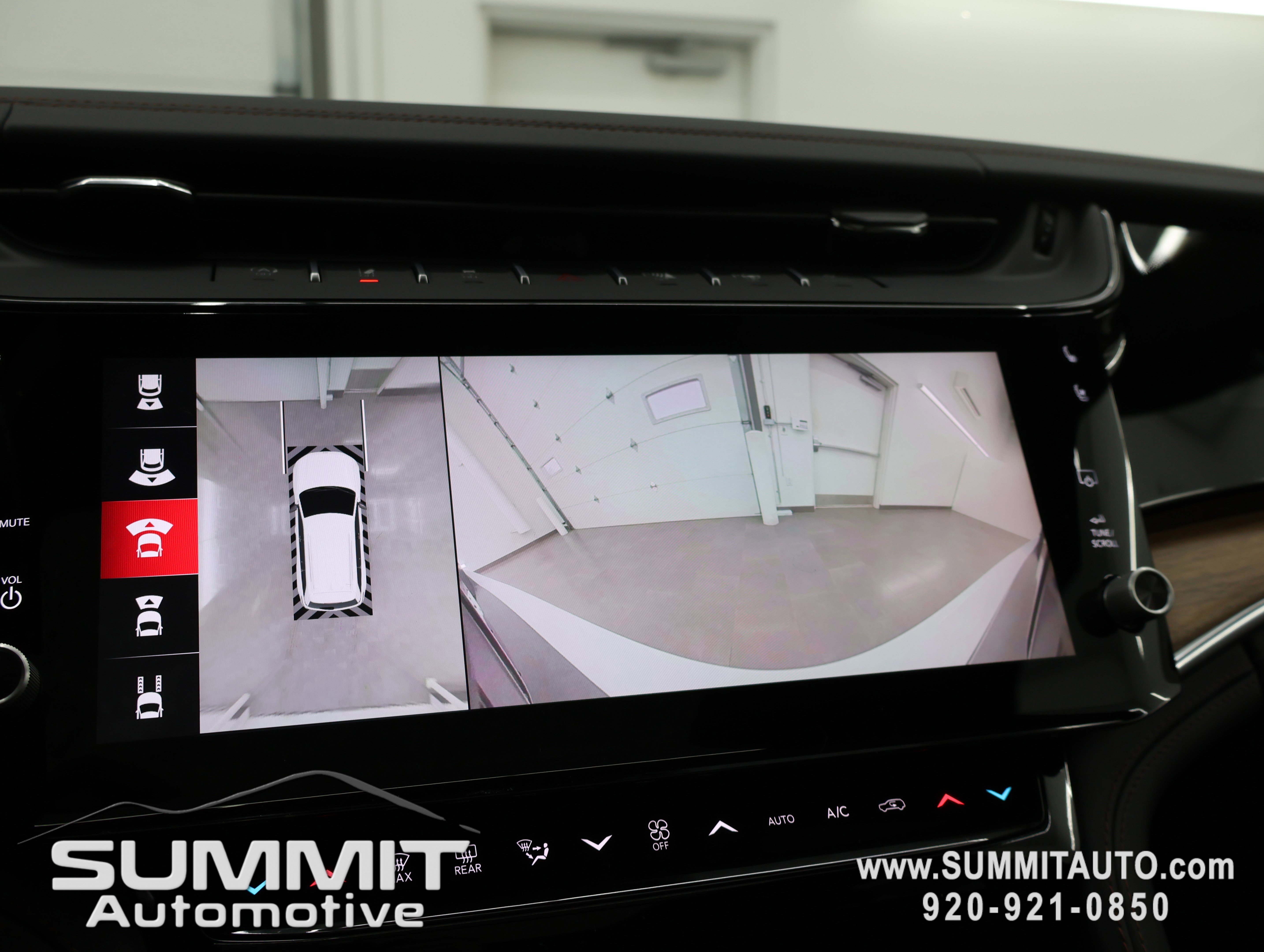 New 2026 Jeep Grand Cherokee Summit image 18