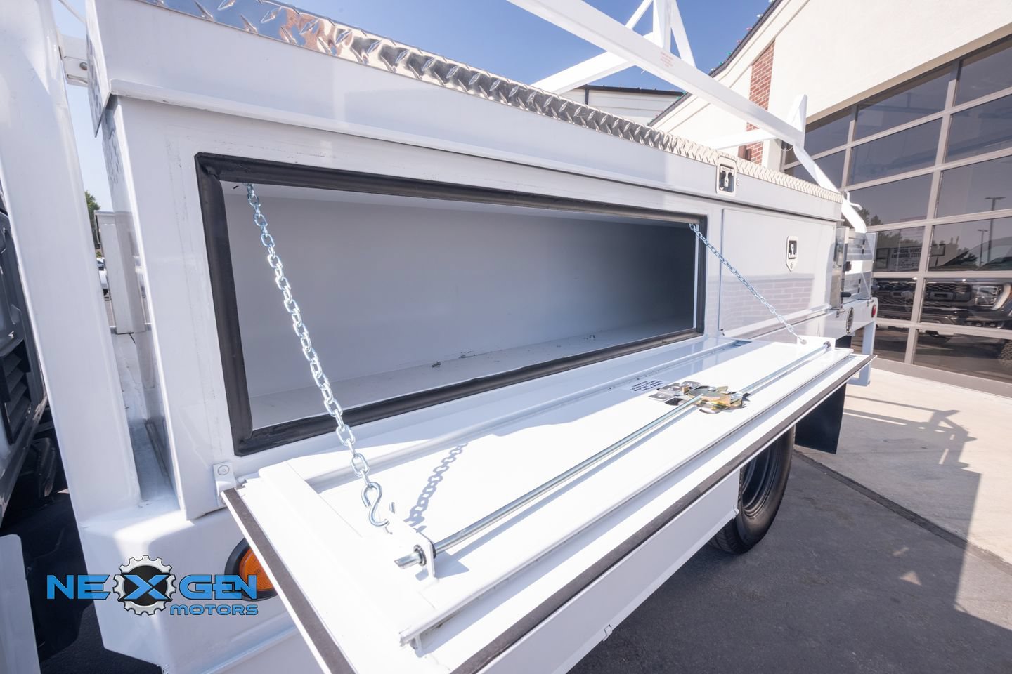 Used 2024 Ford F350 XL w/ XL Chrome Package RWD image 27