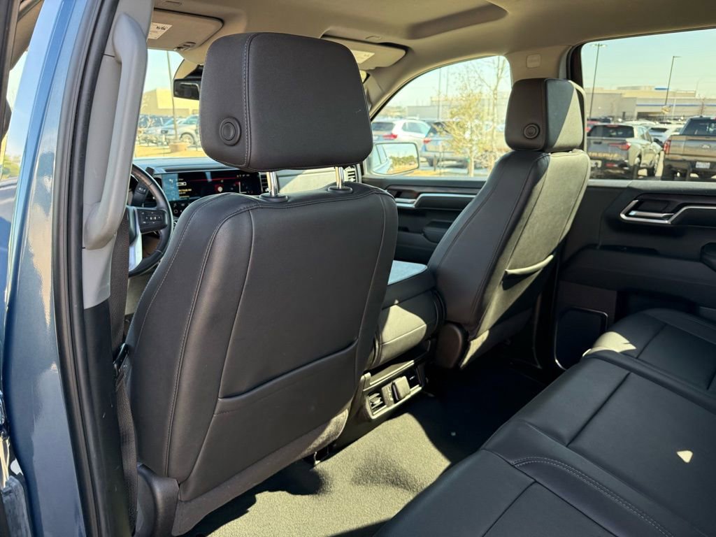 Used 2024 GMC Sierra 1500 SLT image 22