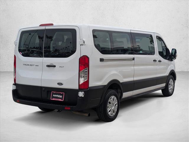 Used 2023 Ford Transit 350 XLT image 5